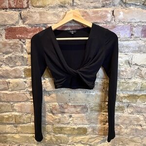 Black Long Sleeve Women's crossed crop Top